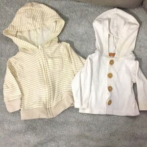 25 for 25$ Newborn boy/girls hooded zip up/ button-up jackets